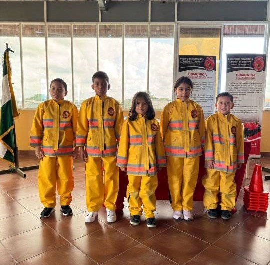 Inauguración Curso Vacacional de Bombero Jr Edición 2